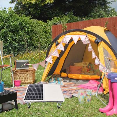 折りたたむ可 携帯太陽光パネル 18w モノクリスタル ソーラーテーブル パネル キャンプ 野餐 電力系 ネットワークからオフ